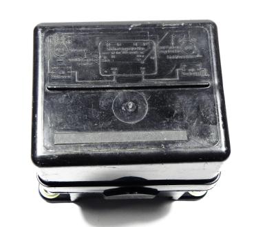 Batterieumschalter 2x12V auf 24V für Anlasser 4-15PS - 8632.2
